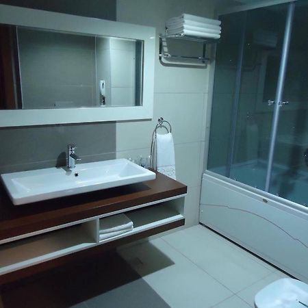 Moonlight Hotel Bostanici Экстерьер фото