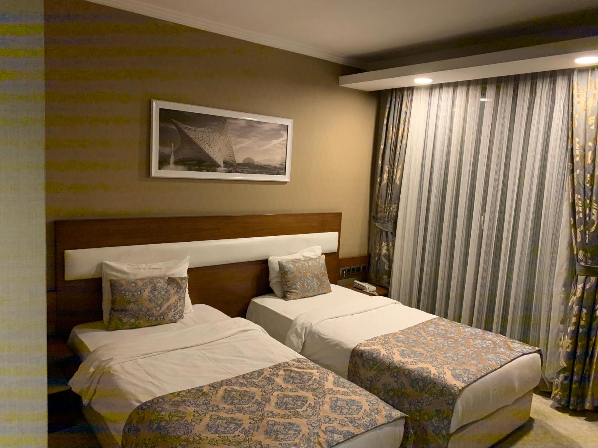 Moonlight Hotel Bostanici Экстерьер фото
